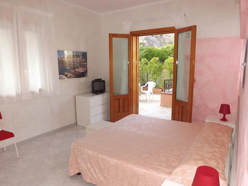 Villa Jovanna Letojanni Kamer foto